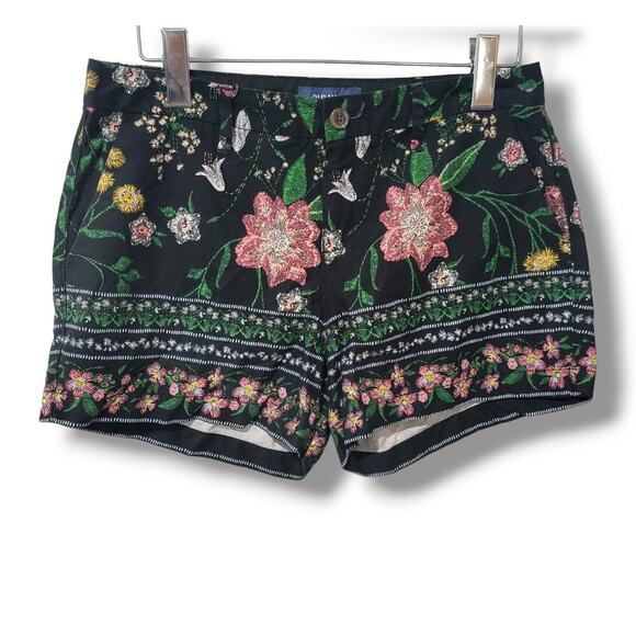Old Navy Women's black floral boho every day shorts - size 4 - Picture 1 of 8